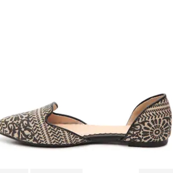 Restricted Glory Flat size 8 NWOB - Picture 2 of 11